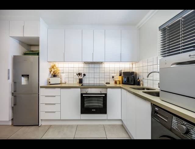 2 BEDROOM APARTMENT FOR SALE IN LANGEBERG RIDGE